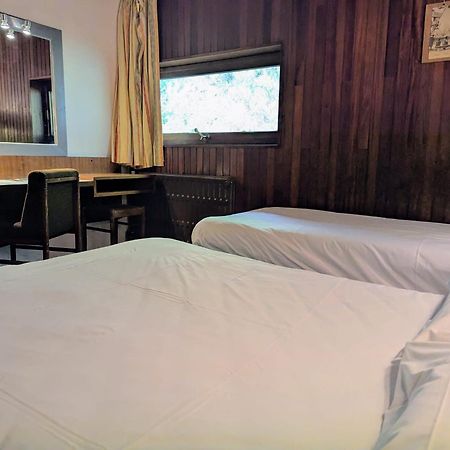 Gergovia Hotel Super Besse Bagian luar foto