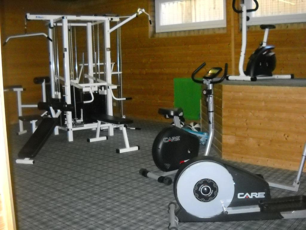 Gergovia Hotel Super Besse Bagian luar foto