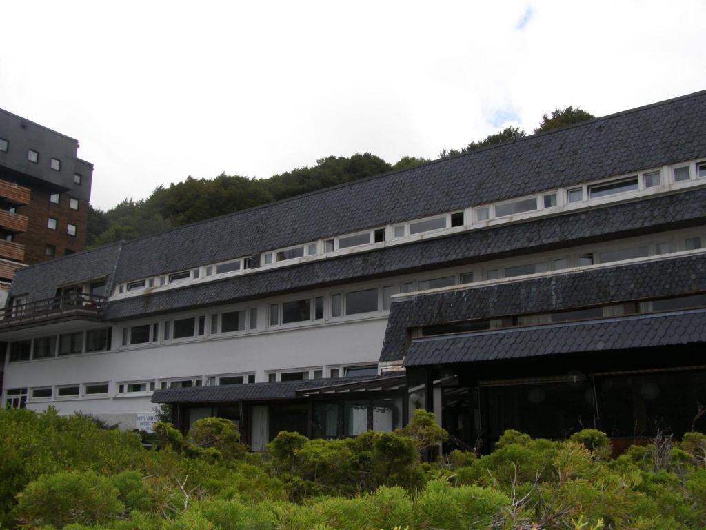 Gergovia Hotel Super Besse Bagian luar foto