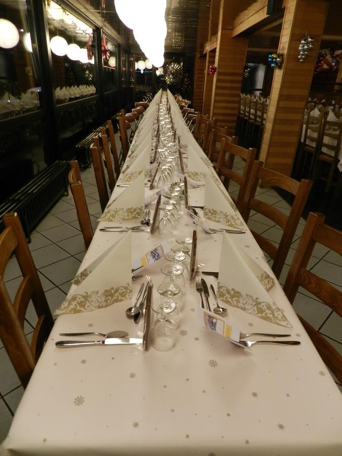 Gergovia Hotel Super Besse Bagian luar foto