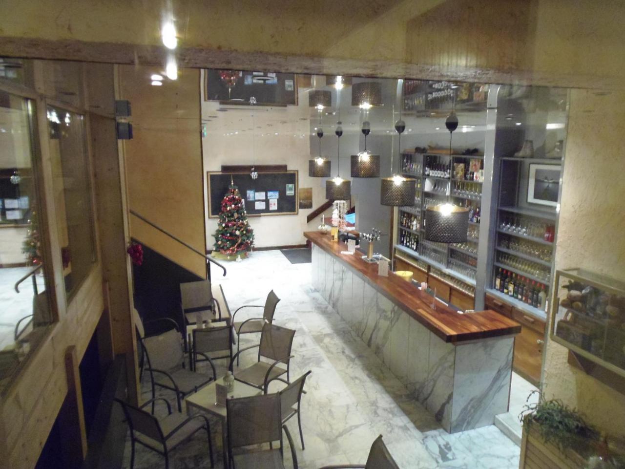 Gergovia Hotel Super Besse Bagian luar foto